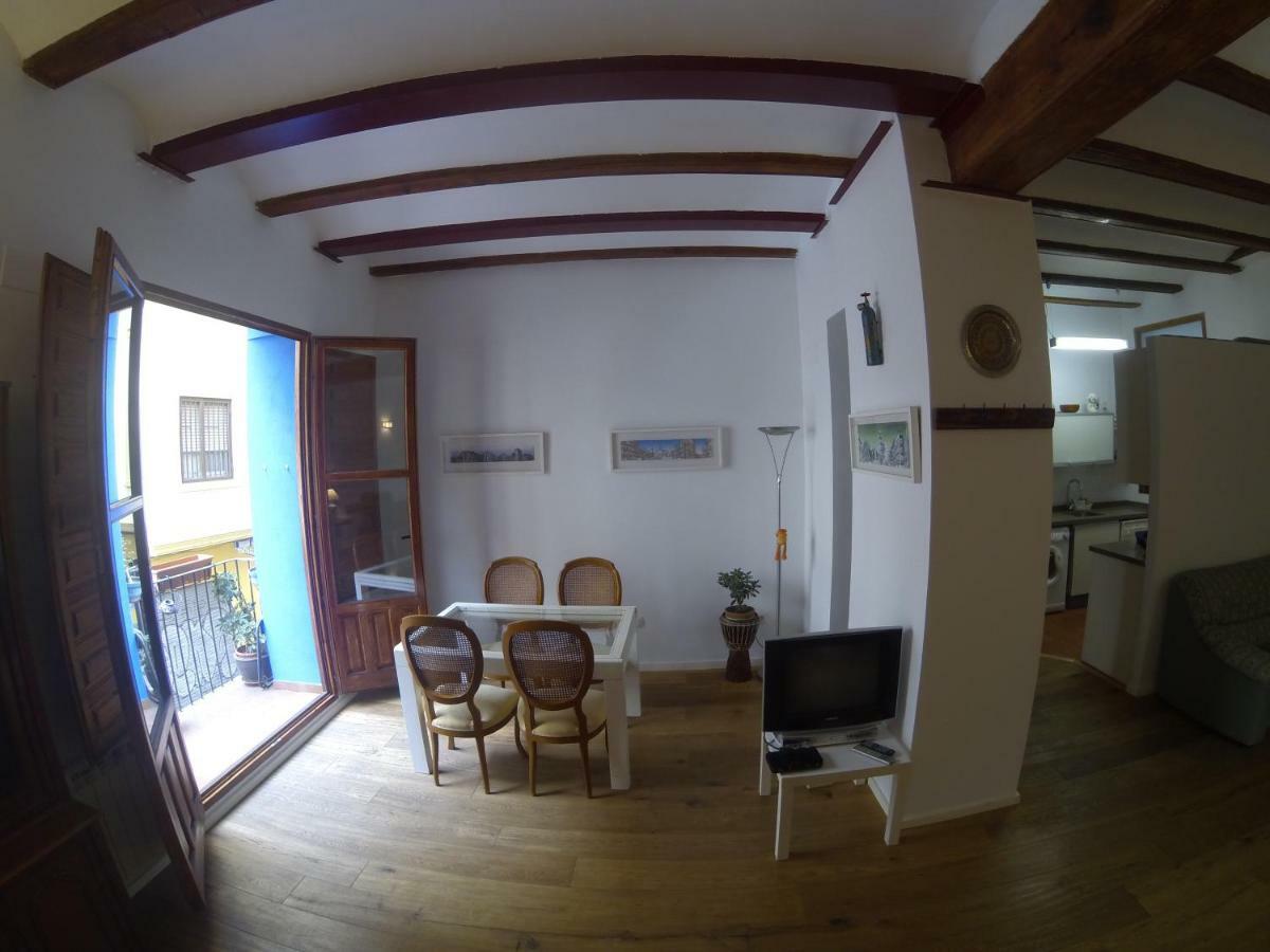 Loft En Centro Historico Apartment Valencia Bagian luar foto
